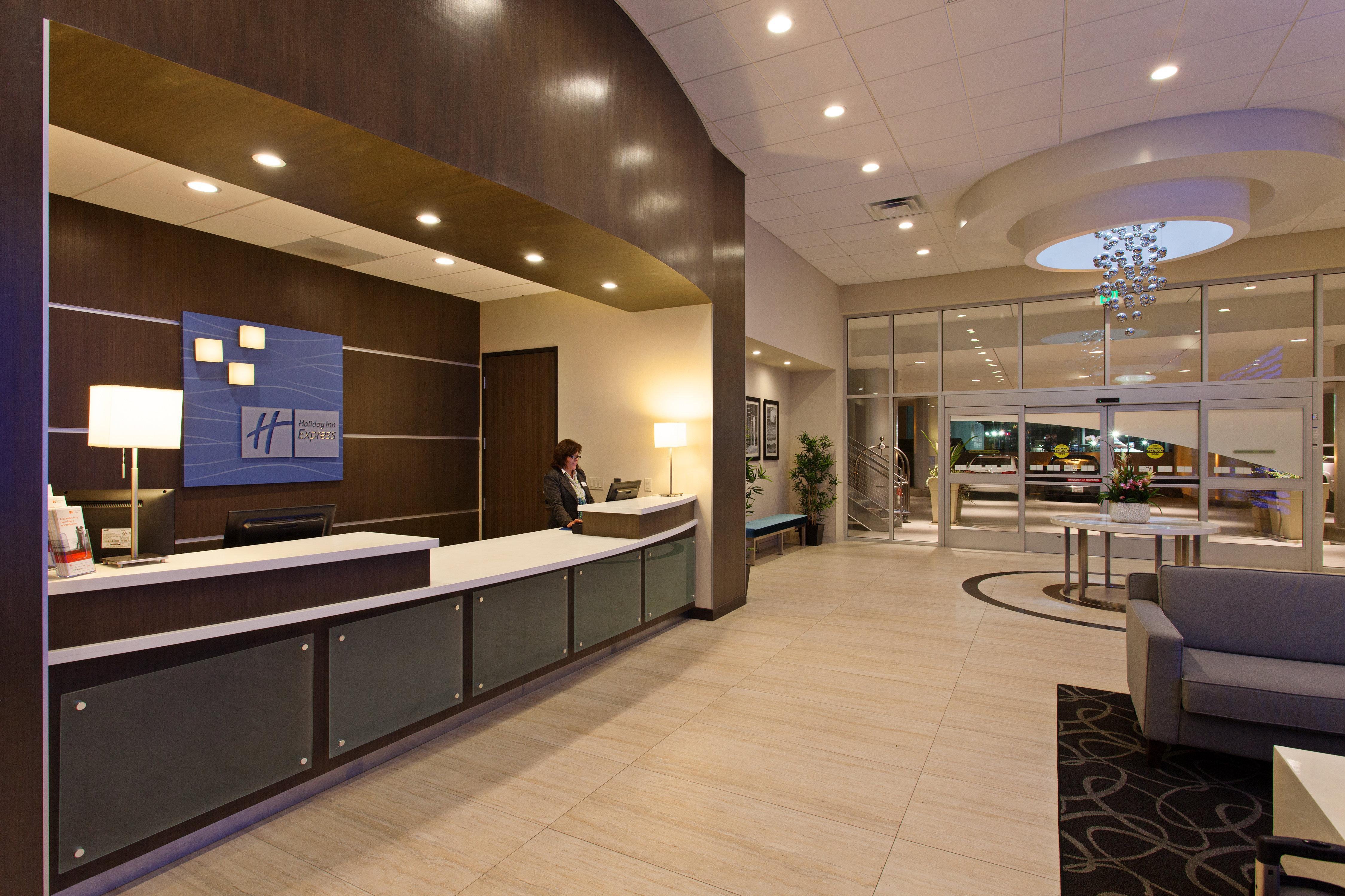 Express North Hollywood - Burbank Area By Ihg 3* Los Ángeles