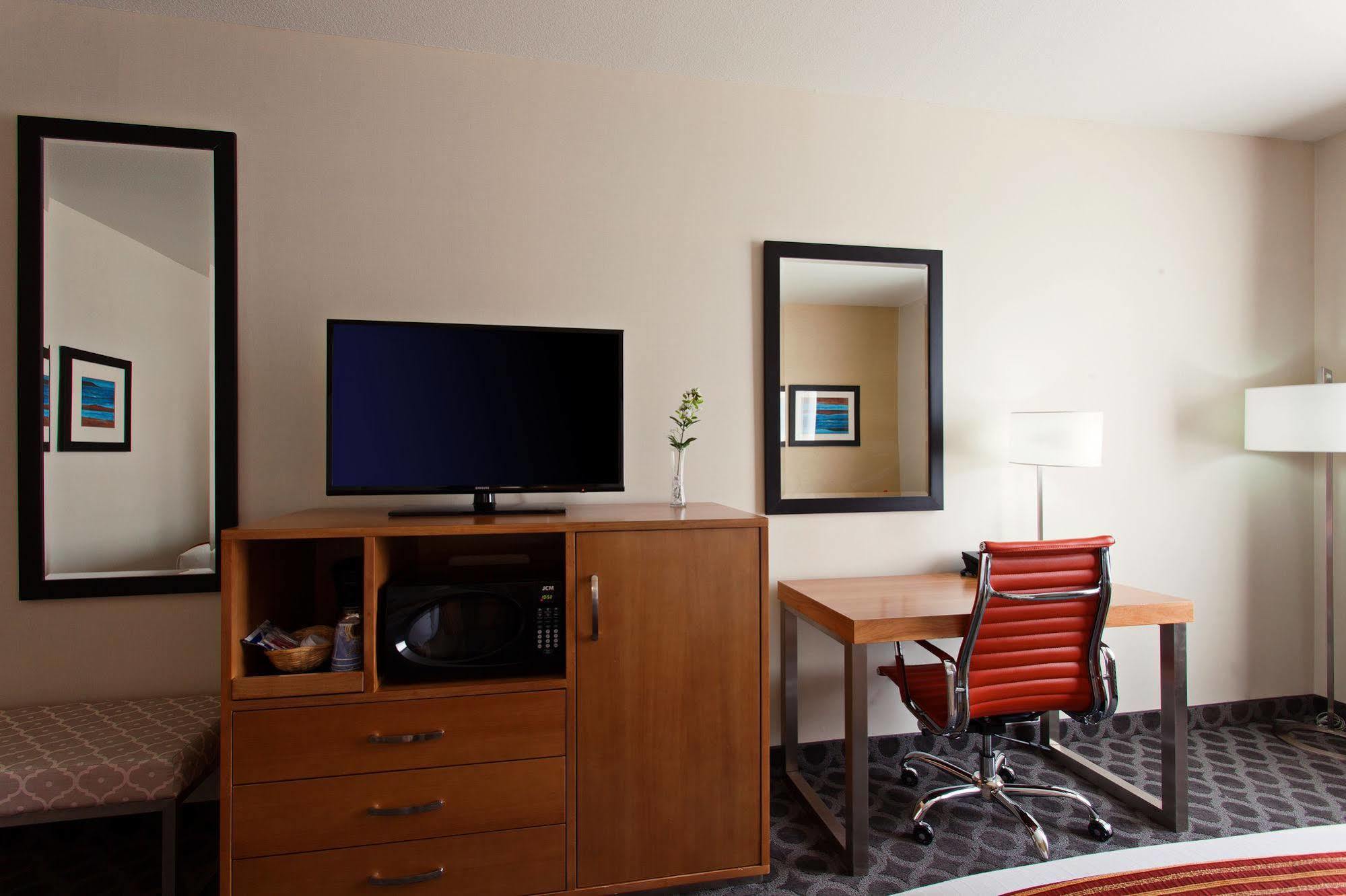 Express North Hollywood - Burbank Area By Ihg Los Ángeles